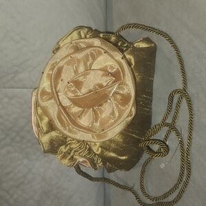 Letty Nwot Floral satin evening bag